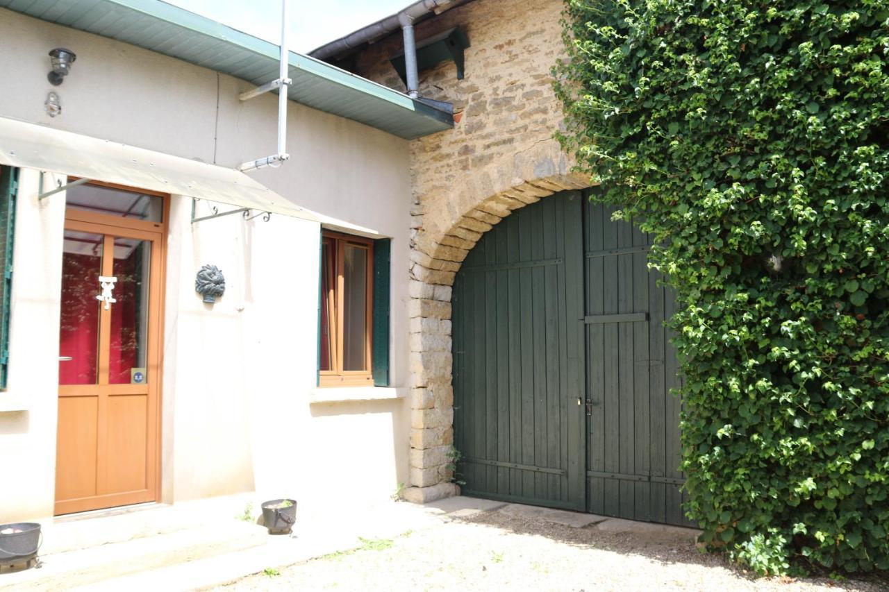 Gite De La Souris Verte Molamboz Exteriör bild